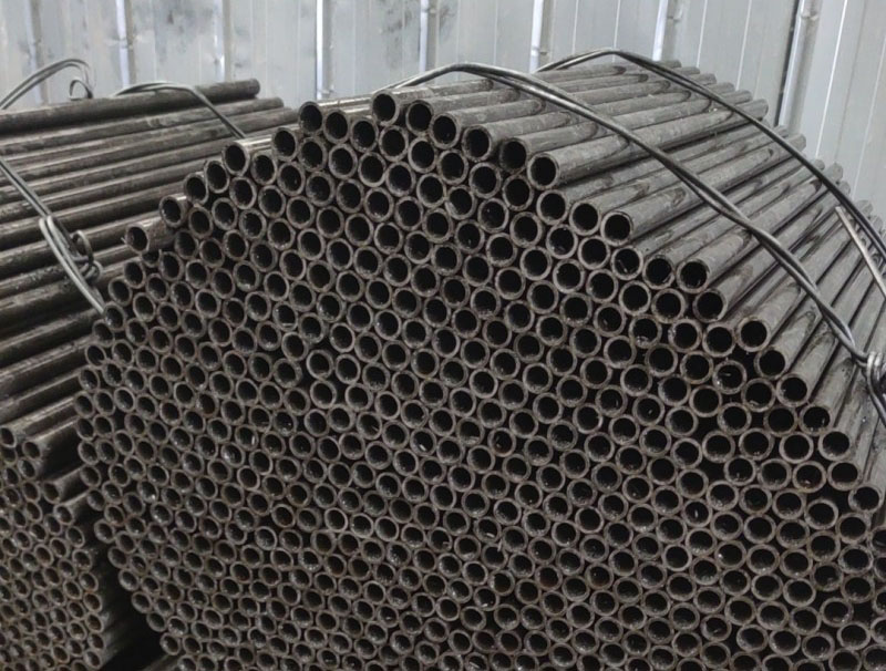 小口徑無縫鋼管定尺切割加工